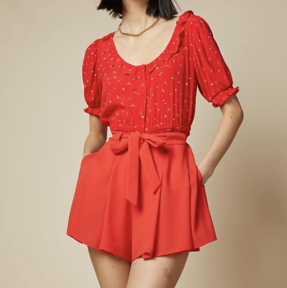Sunday Best Westley Short from Aritzia | Pleated, tie-front shorts